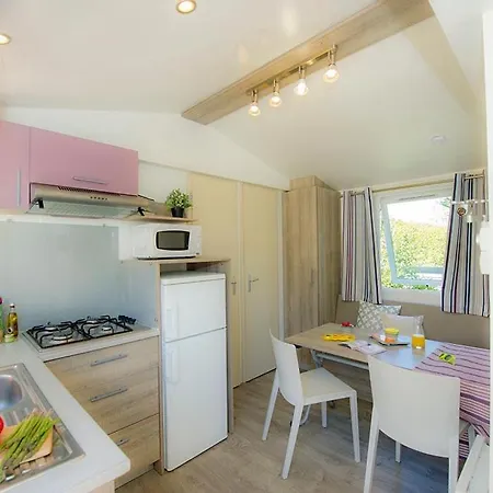 Vacanceselect Mobil Homes - Camping Laguna Village *