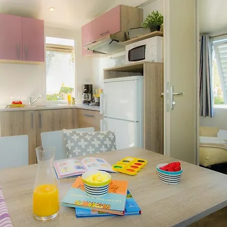 Vacanceselect Mobil Homes - Camping Laguna Village